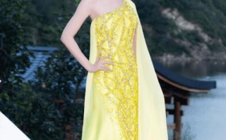 毛晓彤参加活动被意外反锁房间 大喊：我出不去了