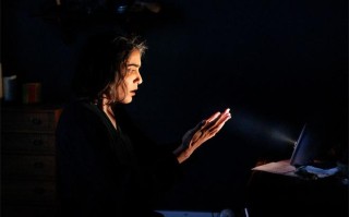 《罗拉快跑》导演新作《光》为柏林电影节开幕片（德国电影罗拉快跑讲的是什么）