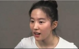 刘亦菲说“成年三部曲”没丢自己的脸 看得下去