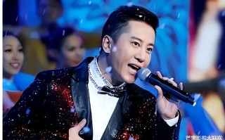他8次上春晚，作死被捕入狱，今54岁无人问津，老搭档也断了联系（连续五年上春晚）
