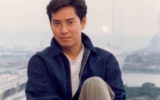 出轨粉丝，抛弃发妻，把上亿财产给了私生子，他的渣你想象不到（男人出轨抛弃孩子妻子）