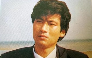 出道36年不温不火，老婆却靠一首歌吃了35年，如今成春晚常客（出道六年不温不火）