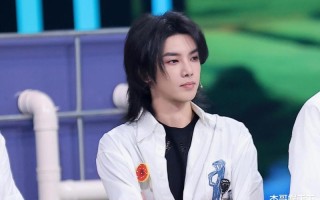 要不是华晨宇的“火上浇油”，这期《王牌》怕是要被骂上热搜了