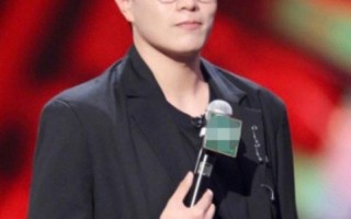 脱口秀杨波试图自杀引热议，称吃头孢喝酒没事，官媒紧急呼吁别信