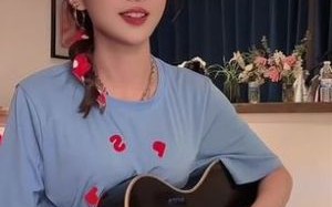 揭秘花姐：康春花的崛起与感情故事