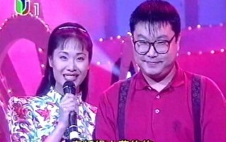 曾被央视力捧，名气超宋祖英，被绿后闪婚小鲜肉，现住农村很平凡（被央视表扬的艺人名单）