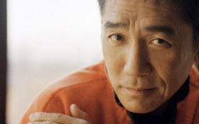 《花样年华》重映：王家卫与梁朝伟28年情缘的终结与新篇