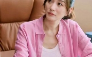 《一路繁花》综艺热播：李小冉人设崩塌引发争议