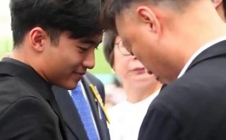 谢振轩，终为父母的失败婚姻买了单，谢霆锋的上亿家产也难抚伤痛