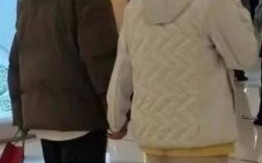 张铭恩女友街头约会甜蜜瞬间曝光，引网友热议