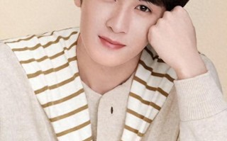 内娱金秀贤？曝顶流男星与小16岁女演员恋爱，女方回应信息量大