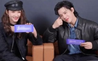 鹿晗关晓彤分手传闻：八年爱情是否走到尽头？