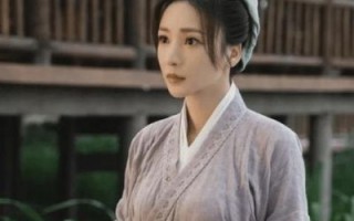 柳岩疑插足他人婚姻，再遭舆论风波，引发网友热议