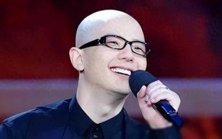 他因《好声音》一举成名，巅峰时曾5登春晚，为何突然隐退歌坛？（好声音谁火了）