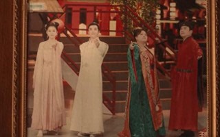 王牌8迎新贾玲意外“出现”，4字解释未参与原因，张小斐也有镜头