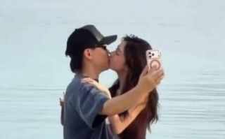 胡彦斌易梦玲亲密搂抱火辣激吻 两人恋情疑似曝光