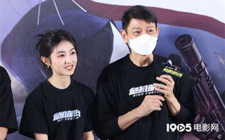 刘德华谈《危机航线》打戏 张子枫挑战高空演盲女（刘德华父子的电影）