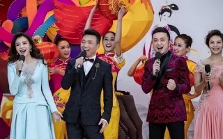 曝2024年春晚主持人阵容，任鲁豫撒贝宁挑大梁，谢娜疑似加入