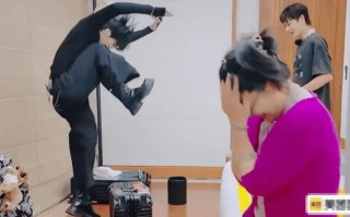 何赛飞因行李箱被踹坏爆哭！柯淳：谢谢何老师包容