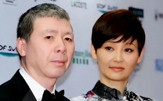冯小刚小心思藏不住了 , 徐帆回应离婚5个月后 , 他的举动揭真相