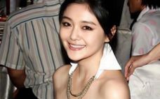 大S离世后家属聚会，姐妹情深与前夫困境交织