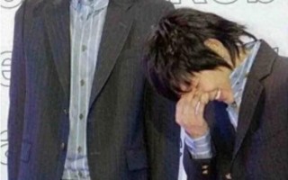 把人丑哭的明星蜡像，一个比一个离谱，网友：来人，把蜡像师融了