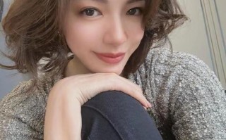 徐梓钧是关晓彤的同学，高亚麟当评委，和徐梓钧上过一档综艺节目