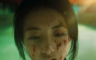 《花漾少女杀人事件》登场刊 张子枫染上谁的血？（《花漾》）
