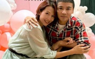 蔡少芬张晋现身聚会，幸福家庭生活引羡慕