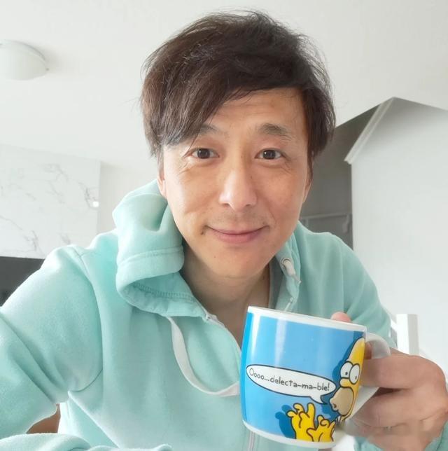 -港姐杀手-男星移民加拿大节俭低调生活!老态尽现网友惊呼认不出!(加拿大籍香港男演员)-第2张图片-九妖电影 -港姐杀手-男星移民加拿大节俭低调生活!老态尽现网友惊呼认不出!(加拿大籍香港男演员)-第2张图片-九妖电影