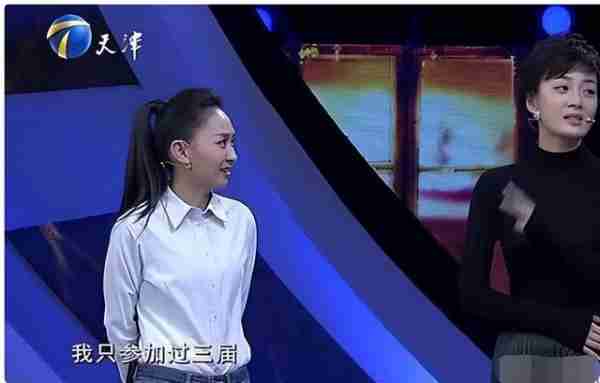 14岁出道三次登春晚，男友为娶李小冉花5亿，她的选择让人心酸（李小冉春晚小品）-第5张图片-九妖电影