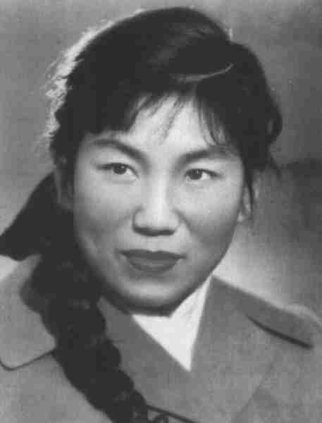 1963年,春晚女皇赵丽蓉拒见毛主席,得知原因后主席连说:好好好(赵丽蓉春晚失误是哪一集)-第3张图片-九妖电影 1963年,春晚女皇赵丽蓉拒见毛主席,得知原因后主席连说:好好好(赵丽蓉春晚失误是哪一集)-第3张图片-九妖电影