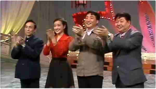 1983年，中国第一届春晚出现，那时的春节才是“最有年味的”！（83年春晚第一个出来的人物是谁呀）-第4张图片-九妖电影
