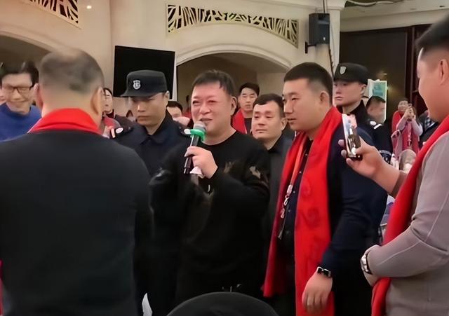 40年前,那个因流氓罪入狱的“囚歌王子”迟志强,如今过得怎样?_2(迟至强狱中的歌)-第3张图片-九妖电影 40年前,那个因流氓罪入狱的“囚歌王子”迟志强,如今过得怎样?_2(迟至强狱中的歌)-第3张图片-九妖电影