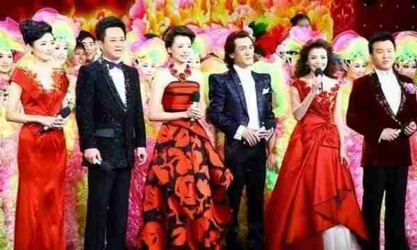 2024年春晚阵容引热议,这些被观众“点名”的明星,谁能得偿所愿(2024年的春节晚会节目单央视)-第3张图片-九妖电影 2024年春晚阵容引热议,这些被观众“点名”的明星,谁能得偿所愿(2024年的春节晚会节目单央视)-第3张图片-九妖电影