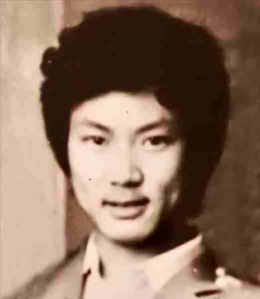 21次登春晚，因8个字被索赔1亿，57岁未婚无子的郭冬临痛并快乐着_1（郭冬临春晚小品大全集2019）-第9张图片-九妖电影