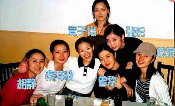 30年前春晚站在朱时茂旁边的女孩，如今火得一塌糊涂，她是谁呢？（2021年春晚朱时茂）-第9张图片-九妖电影