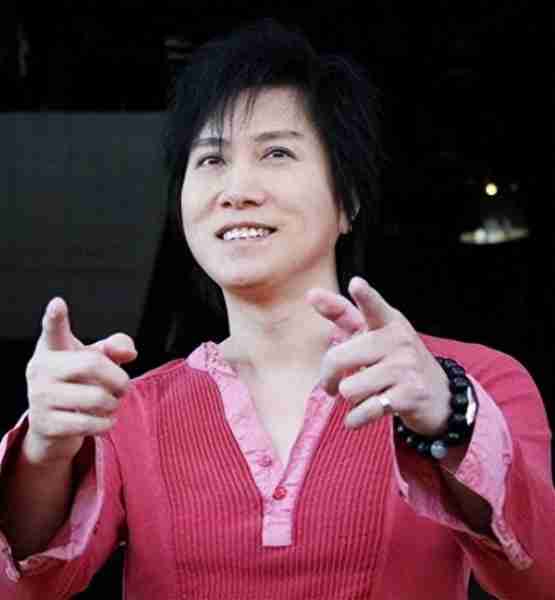 31岁在春晚一炮而红,观众都以为他隐退了,其实已经去世10年了(春晚一夜走红的明星)-第21张图片-九妖电影 31岁在春晚一炮而红,观众都以为他隐退了,其实已经去世10年了(春晚一夜走红的明星)-第21张图片-九妖电影