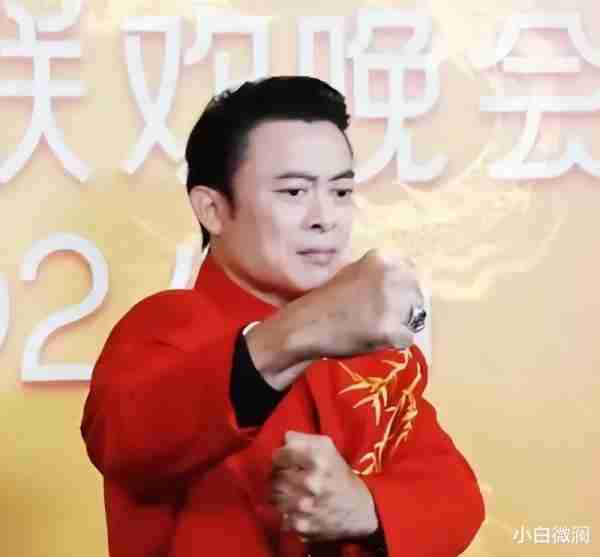 51岁港星登春晚惹争议，曾欠巨额债务被告，如今已成“走穴王”（上过春晚的港台女艺人）-第1张图片-九妖电影