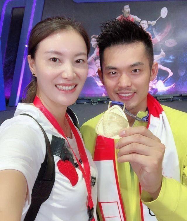 5位因忘记“拉窗帘”,名声一落千丈的明星,谁最令你意外?(拉上窗帘是谁)-第4张图片-九妖电影 5位因忘记“拉窗帘”,名声一落千丈的明星,谁最令你意外?(拉上窗帘是谁)-第4张图片-九妖电影