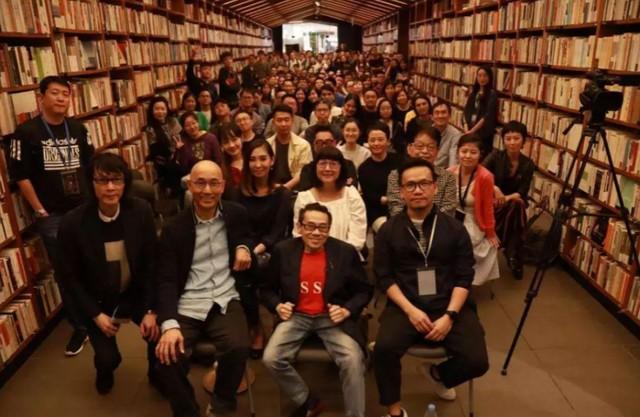 79岁再拿金像奖,生于广西身高不足一米五,他缘何成香港影坛大佬(广西籍艺人)-第23张图片-九妖电影 79岁再拿金像奖,生于广西身高不足一米五,他缘何成香港影坛大佬(广西籍艺人)-第23张图片-九妖电影