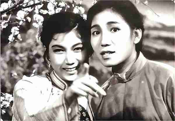 88年春晚演员今昔，陈佩斯儿孙绕膝成人生赢家，芦秀梅早逝太可惜（春晚陈佩斯2024）-第24张图片-九妖电影