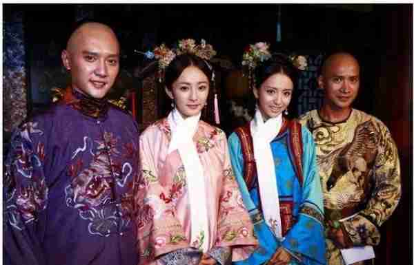 90年代上春晚一夜爆红,被富婆捧为天之骄子,57岁却只能端茶倒水(90年代春晚女歌手名单大全及图片)-第3张图片-九妖电影 90年代上春晚一夜爆红,被富婆捧为天之骄子,57岁却只能端茶倒水(90年代春晚女歌手名单大全及图片)-第3张图片-九妖电影
