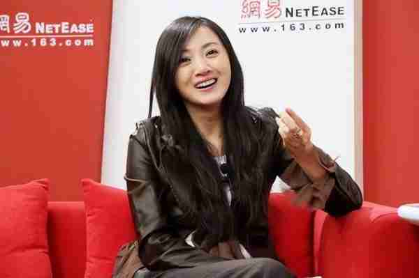 “小品公主”金玉婷五登春晚,面对流言和偏见,罗翔郭德纲说得对(金玉婷的小品)-第23张图片-九妖电影 “小品公主”金玉婷五登春晚,面对流言和偏见,罗翔郭德纲说得对(金玉婷的小品)-第23张图片-九妖电影