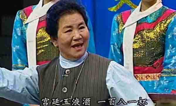 “小品女王”赵丽蓉：最后一次登春晚，三个儿子电视机前抱头痛哭！（赵丽蓉小品探戈舞）-第3张图片-九妖电影