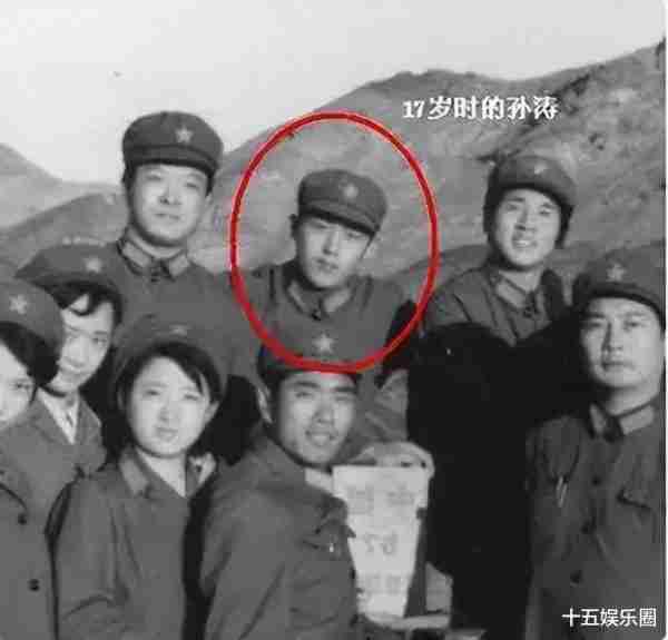 “春晚常客”孙涛：出道至今零绯闻，最大幸福就是娶到自己的初恋（春晚常客是赵本山还是罗永浩）-第9张图片-九妖电影