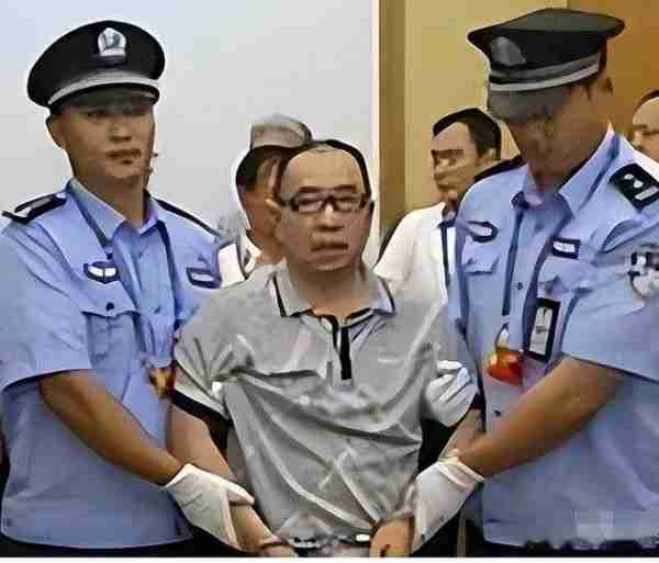 “民歌天后”董文华-13次登上春晚，因“合照”事业下滑，今如何（董文华复出演唱视频）-第15张图片-九妖电影
