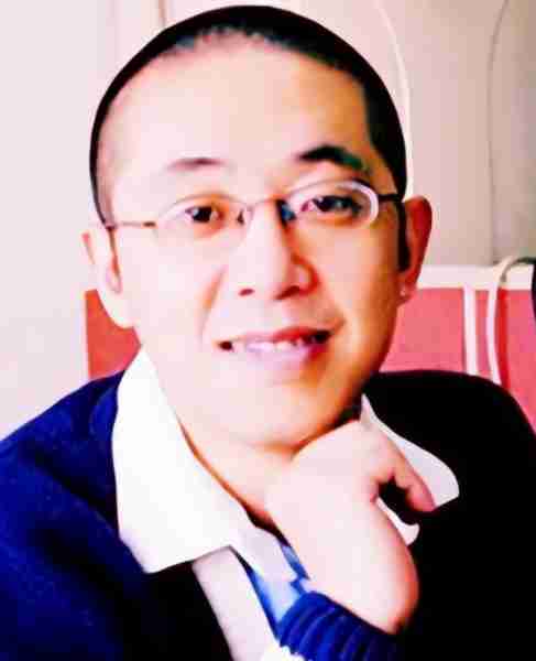 “纤夫哥”尹相杰:从“春晚名人”到阶下囚,他到底经历了什么(念旧是好是坏)-第4张图片-九妖电影 “纤夫哥”尹相杰:从“春晚名人”到阶下囚,他到底经历了什么(念旧是好是坏)-第4张图片-九妖电影