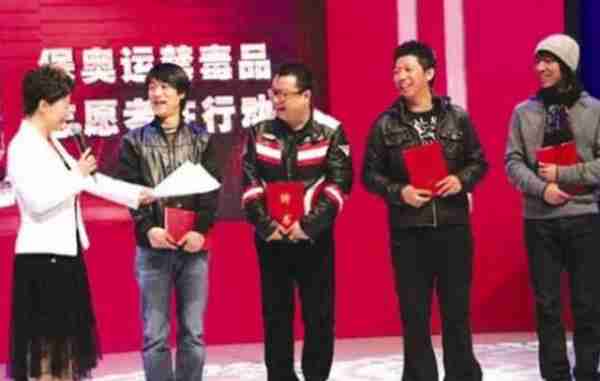 “纤夫哥”尹相杰:从“春晚名人”到阶下囚,他到底经历了什么(念旧是好是坏)-第27张图片-九妖电影 “纤夫哥”尹相杰:从“春晚名人”到阶下囚,他到底经历了什么(念旧是好是坏)-第27张图片-九妖电影