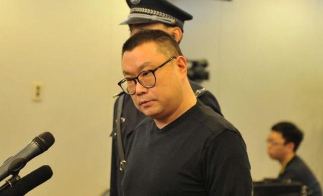 “纤夫哥”尹相杰:从“春晚名人”到阶下囚,他到底经历了什么(念旧是好是坏)-第30张图片-九妖电影 “纤夫哥”尹相杰:从“春晚名人”到阶下囚,他到底经历了什么(念旧是好是坏)-第30张图片-九妖电影